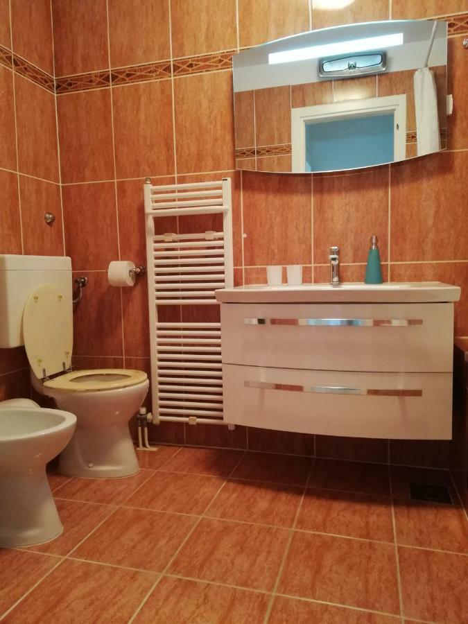 Sea View Apartment Reno W/Garage سبليت المظهر الخارجي الصورة
