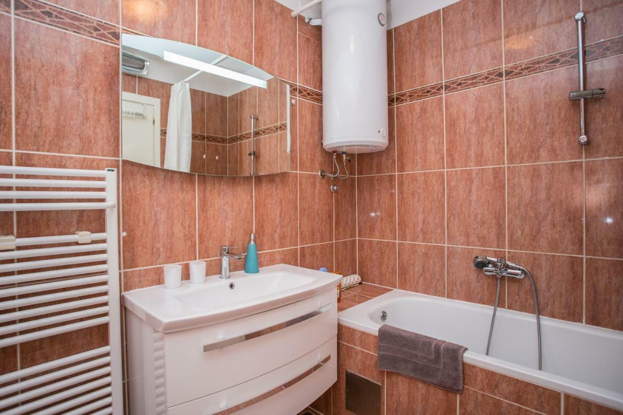 Sea View Apartment Reno W/Garage سبليت المظهر الخارجي الصورة